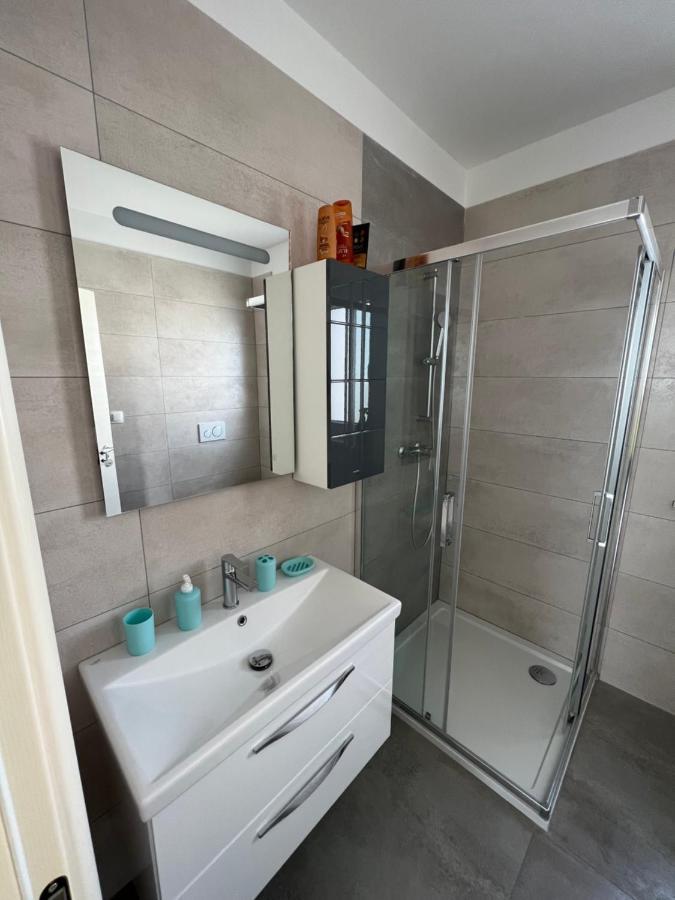 Apartment Sunset بولا المظهر الخارجي الصورة